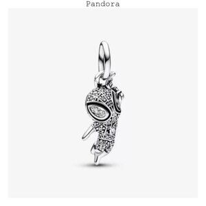 Pandora Marvel Spider-Man Pav?? Pendant